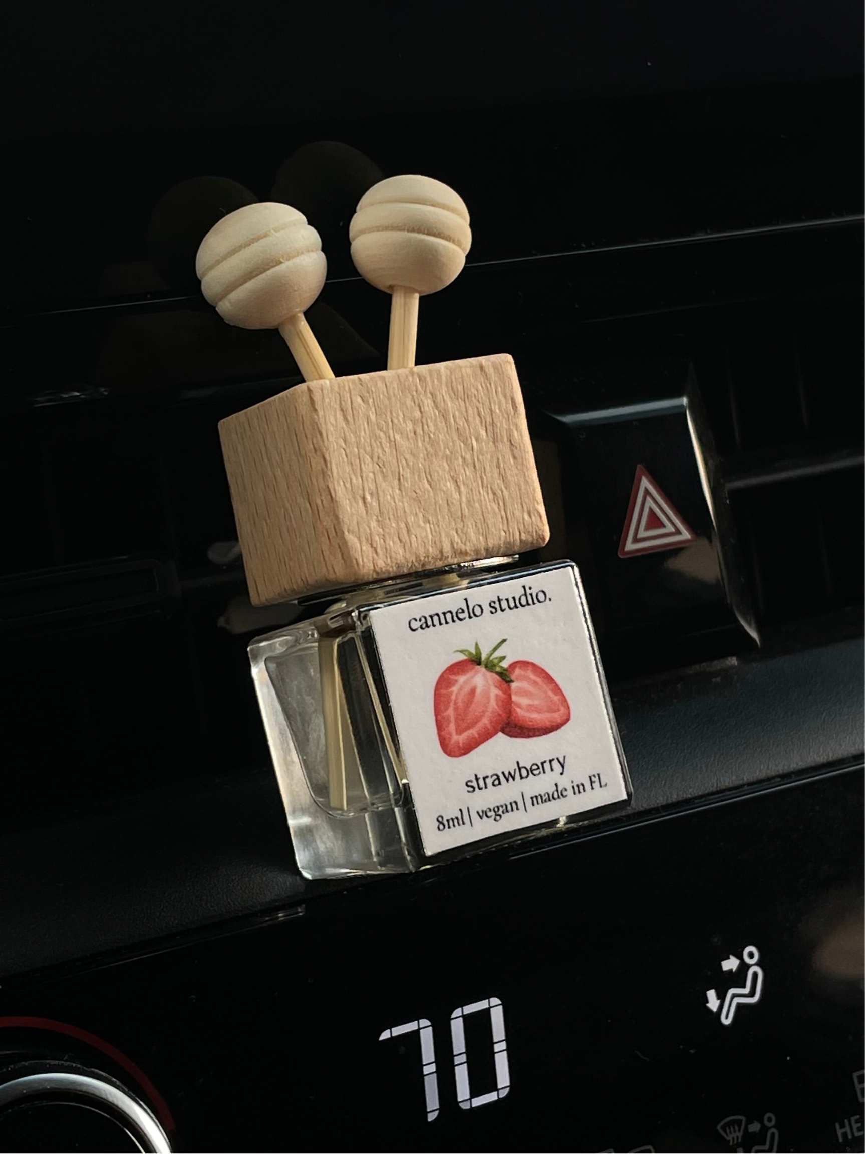 STRAWBERRY CAR VENT CLIP AIR FRESHENER