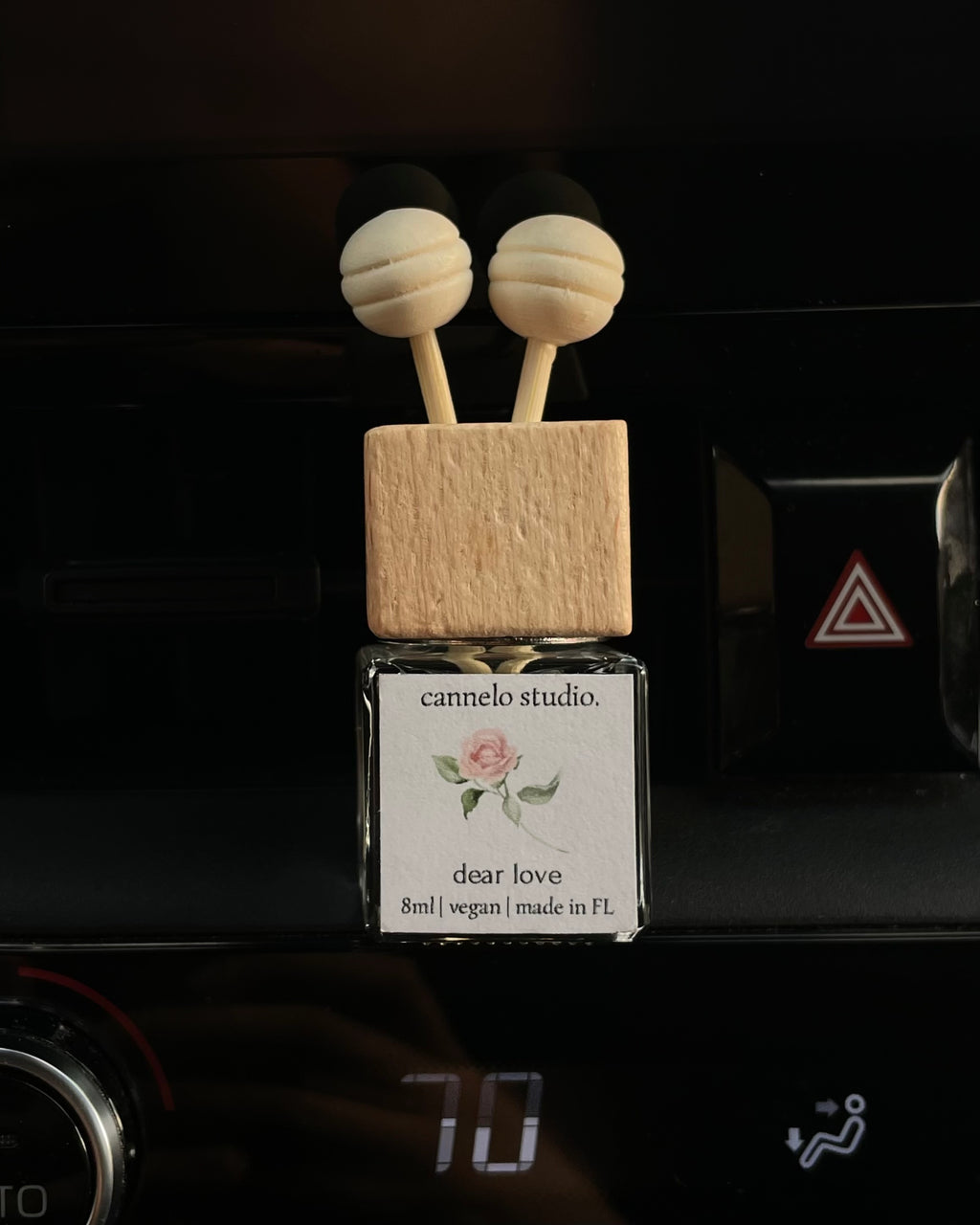 DEAR LOVE CAR VENT CLIP AIR FRESHENER