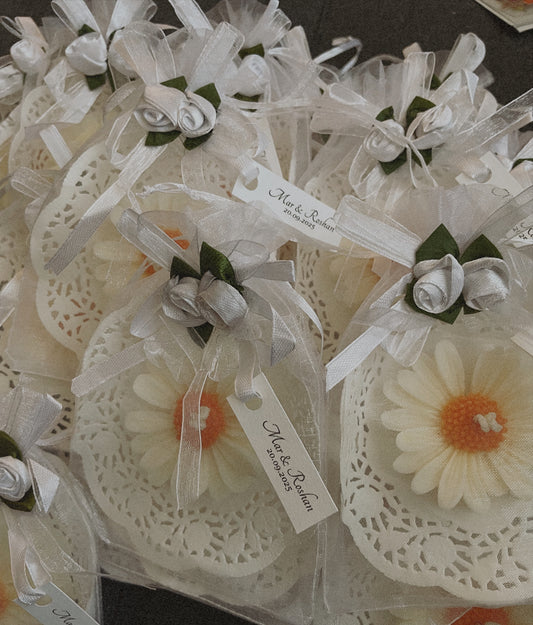 Flower shaped scented candles for wedding favors